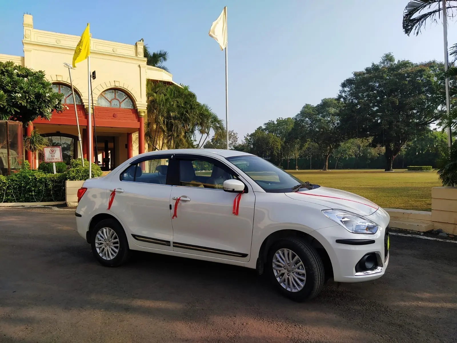 Dzire taxi for travel from Indore to Ujjain